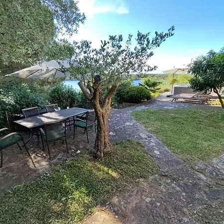 Haus Rina Mit Whirlpool Und Garten By Interhome *